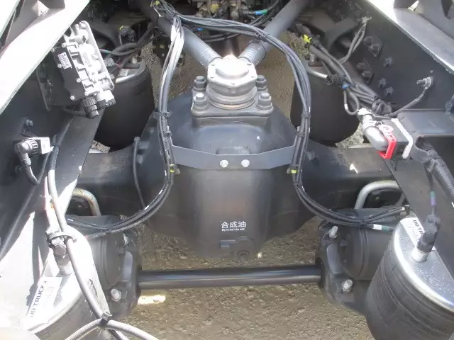 令和01年/平成31年12月中古その他トラクタヘッド日産UDクオンの画像21