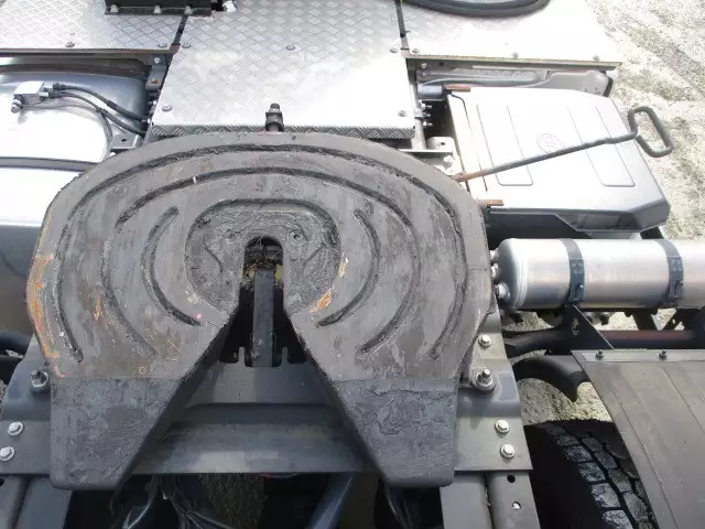 令和01年/平成31年12月中古その他トラクタヘッド日産UDクオンの画像23