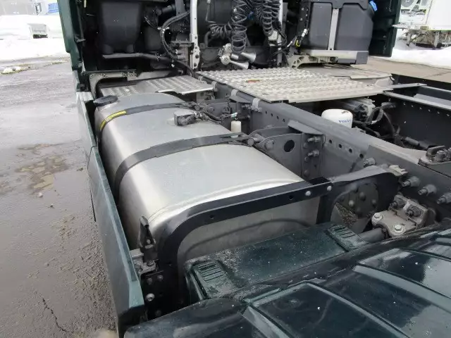 令和03年01月中古大型トラクタヘッドボルボボルボの画像16