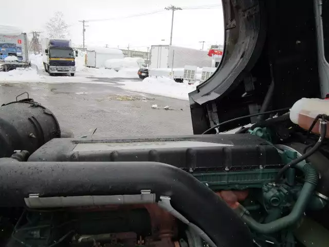 令和03年01月中古大型トラクタヘッドボルボボルボの画像33