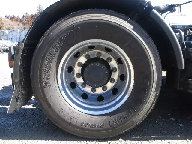 平成30年04月中古大型トラクタヘッドいすゞギガの画像12