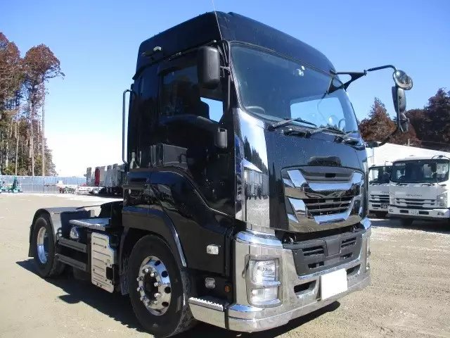 平成30年04月中古大型トラクタヘッドいすゞギガの画像3