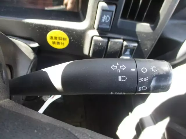 平成30年04月中古大型トラクタヘッドいすゞギガの画像58