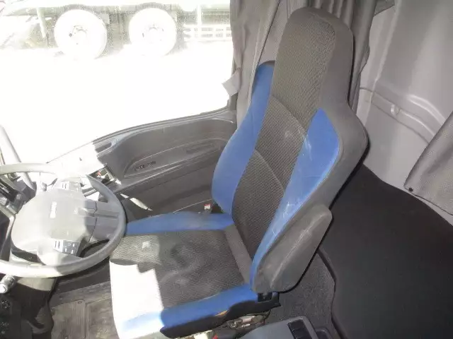 平成30年04月中古大型トラクタヘッドいすゞギガの画像59