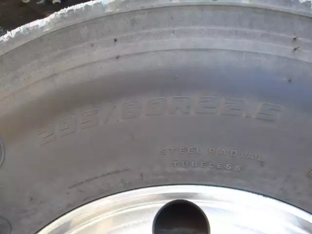 平成30年04月中古大型トラクタヘッドいすゞギガの画像10