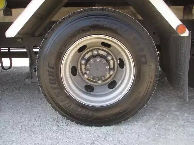 平成28年08月中古中型冷凍バン・ウィング日野レンジャーの画像12