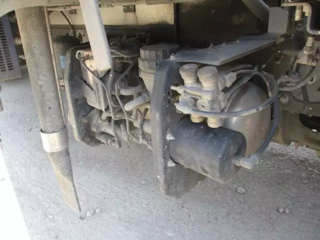 平成28年08月中古中型冷凍バン・ウィング日野レンジャーの画像26