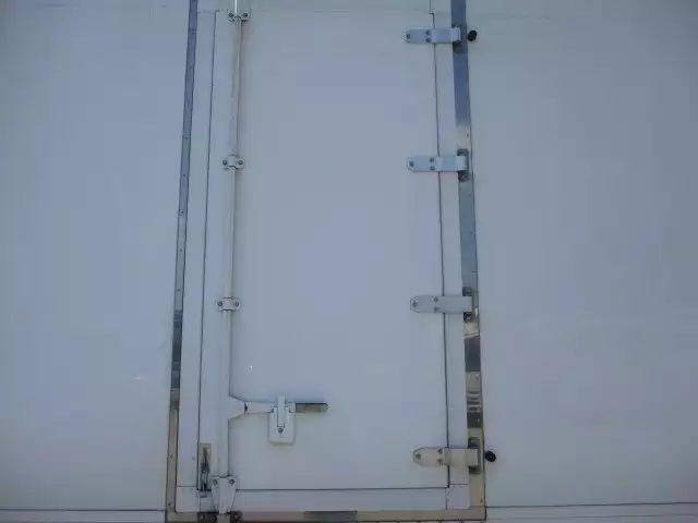 平成28年08月中古中型冷凍バン・ウィング日野レンジャーの画像44