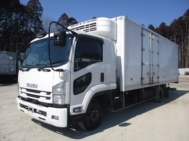 平成30年03月中古中型冷凍バン・ウィングいすゞフォワードの画像1