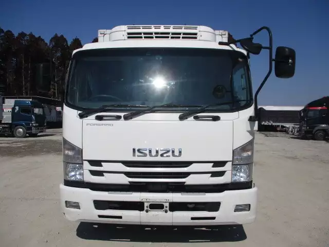 平成30年03月中古中型冷凍バン・ウィングいすゞフォワードの画像2