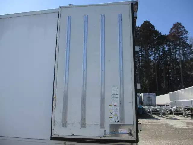 平成30年03月中古中型冷凍バン・ウィングいすゞフォワードの画像28