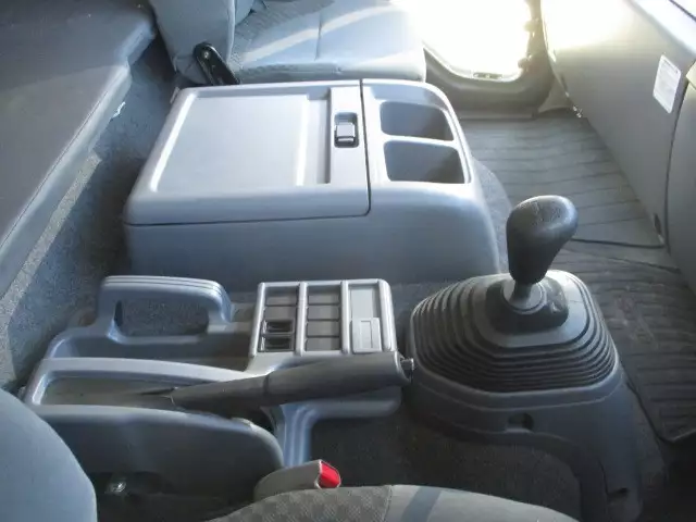 平成30年03月中古中型冷凍バン・ウィングいすゞフォワードの画像43