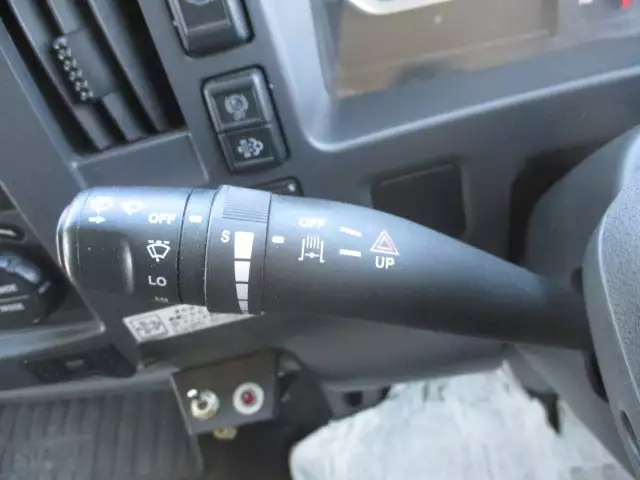 平成30年03月中古中型冷凍バン・ウィングいすゞフォワードの画像53