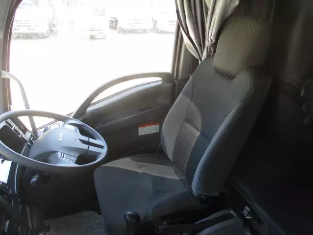 平成30年03月中古中型冷凍バン・ウィングいすゞフォワードの画像56