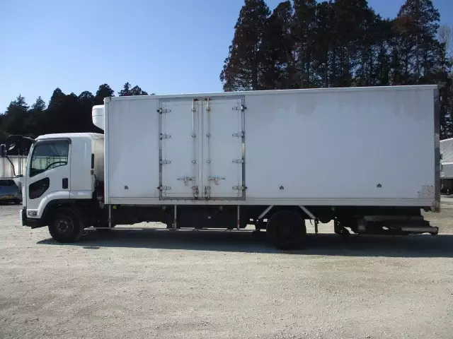 平成30年03月中古中型冷凍バン・ウィングいすゞフォワードの画像8