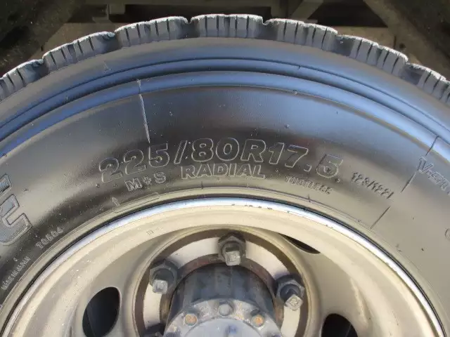 平成30年03月中古中型冷凍バン・ウィングいすゞフォワードの画像10