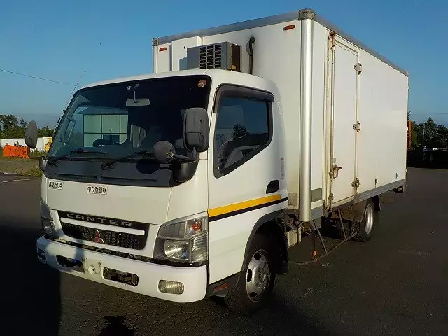 平成18年05月中古小型冷凍バン・ウィング三菱ふそう三菱の画像1