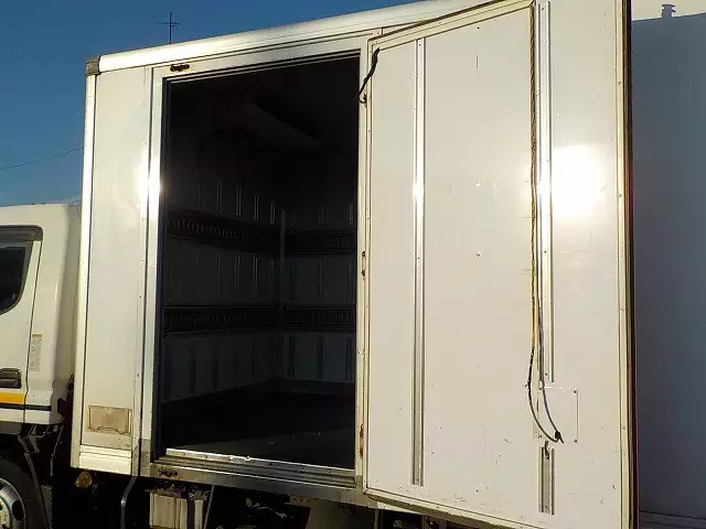 平成18年05月中古小型冷凍バン・ウィング三菱ふそう三菱の画像12