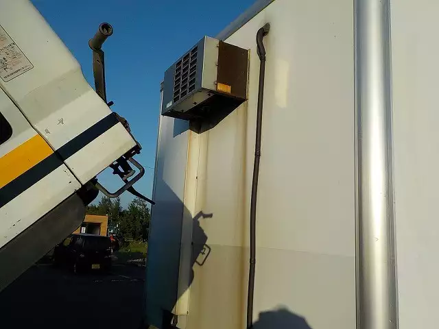 平成18年05月中古小型冷凍バン・ウィング三菱ふそう三菱の画像20