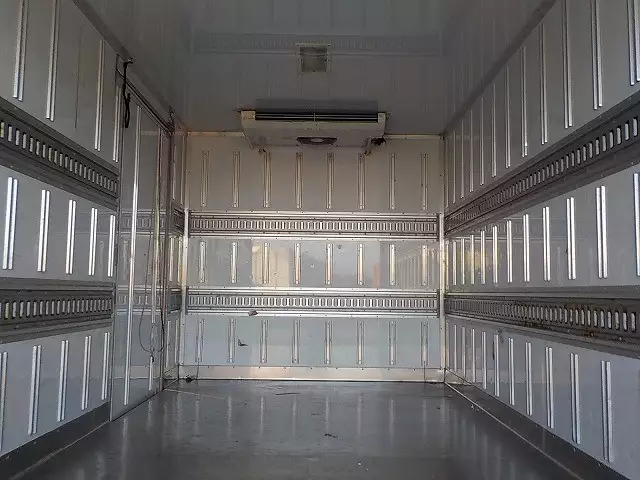 平成18年05月中古小型冷凍バン・ウィング三菱ふそう三菱の画像25