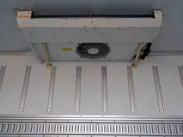 平成18年05月中古小型冷凍バン・ウィング三菱ふそう三菱の画像28