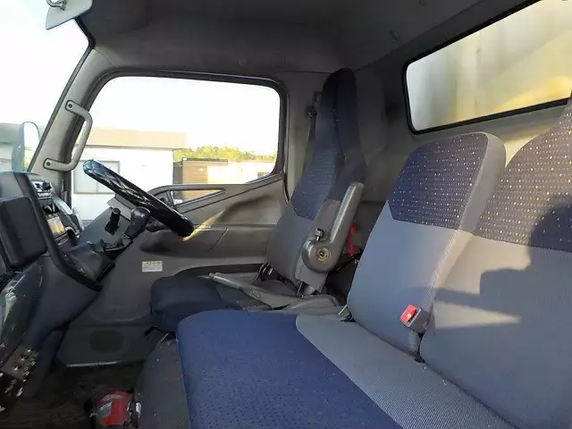 平成18年05月中古小型冷凍バン・ウィング三菱ふそう三菱の画像33