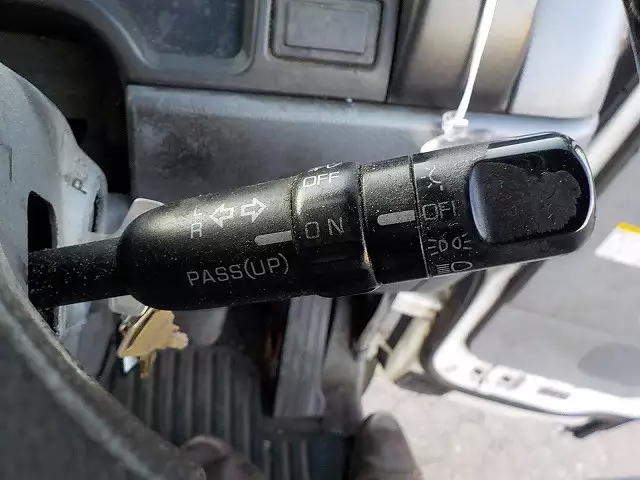 平成18年05月中古小型冷凍バン・ウィング三菱ふそう三菱の画像39