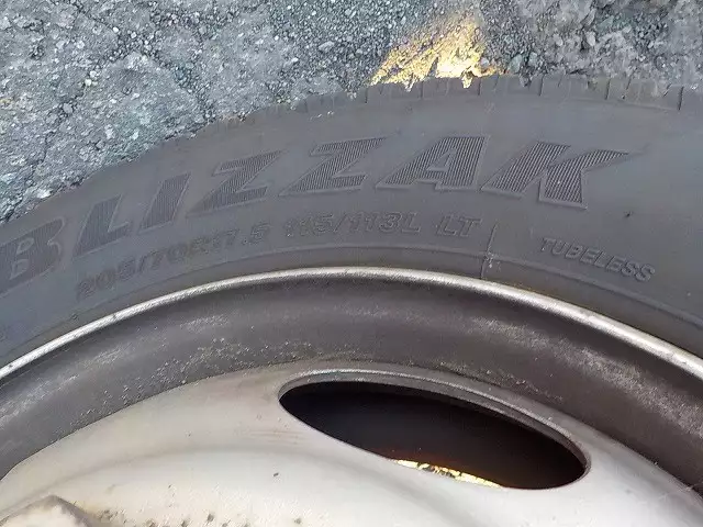 平成18年05月中古小型冷凍バン・ウィング三菱ふそう三菱の画像9