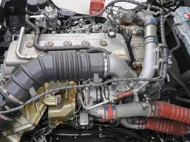 令和03年03月中古大型アルミバン・ウィング日野プロフィアの画像36