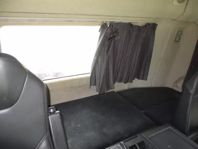 平成25年10月中古大型トラクタヘッド三菱ふそうスーパーグレートの画像47