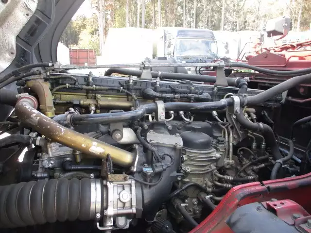 平成25年10月中古大型トラクタヘッド三菱ふそうスーパーグレートの画像49