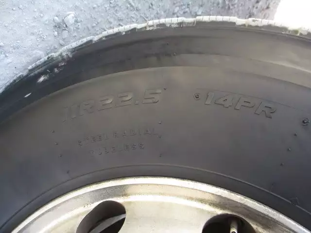 平成25年10月中古大型トラクタヘッド三菱ふそうスーパーグレートの画像8