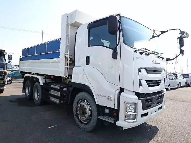 平成28年01月中古大型いすゞギガの画像2