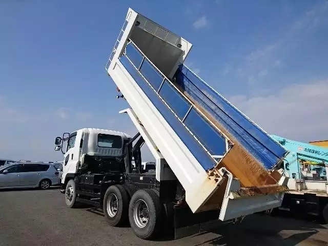 平成28年01月中古大型いすゞギガの画像9