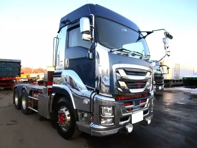 平成30年12月中古小型トラクタヘッドいすゞギガの画像3