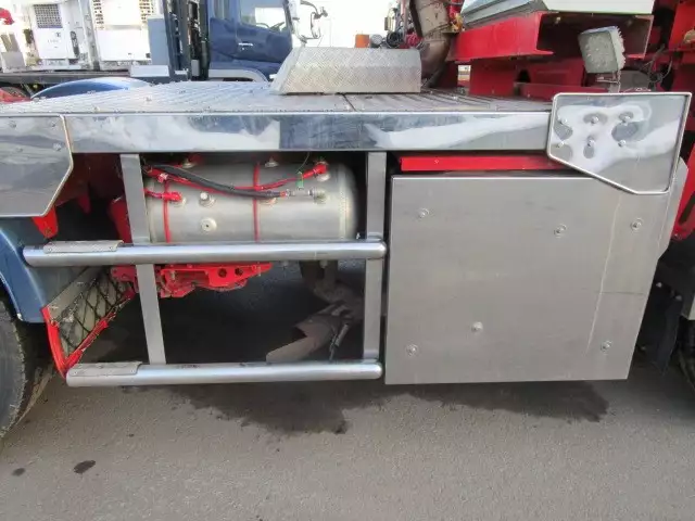 平成30年12月中古小型トラクタヘッドいすゞギガの画像8