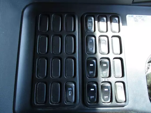 平成25年10月中古大型三菱ふそうスーパーグレートの画像54