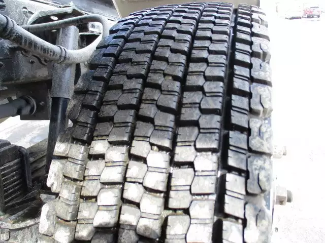 平成25年10月中古大型三菱ふそうスーパーグレートの画像10