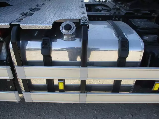 平成30年03月中古大型トラクタヘッド日野プロフィアの画像27