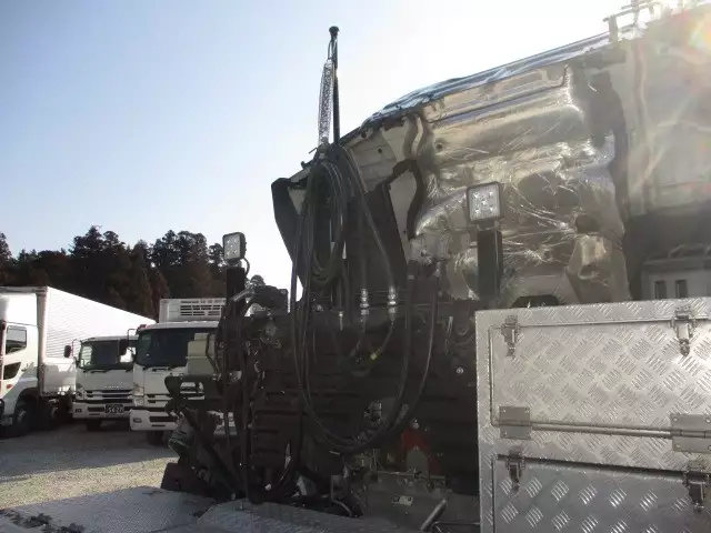 平成30年03月中古大型トラクタヘッド日野プロフィアの画像30