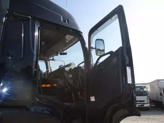 平成30年03月中古大型トラクタヘッド日野プロフィアの画像41