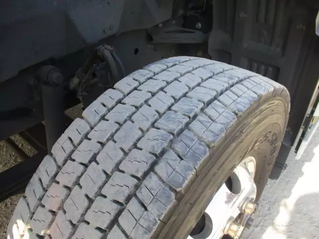 平成30年03月中古大型トラクタヘッド日野プロフィアの画像9