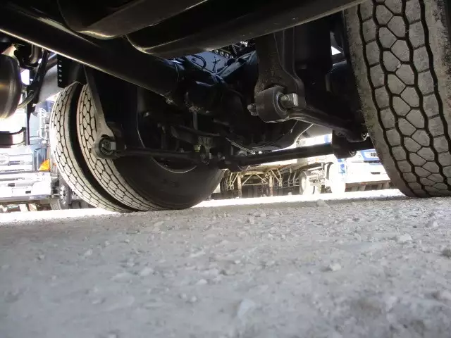 令和03年08月中古大型トラクタヘッド日産UDクオンの画像14