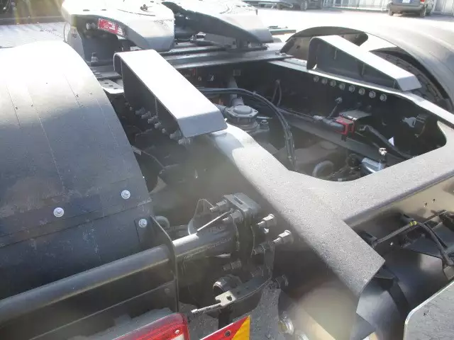 令和03年08月中古大型トラクタヘッド日産UDクオンの画像18