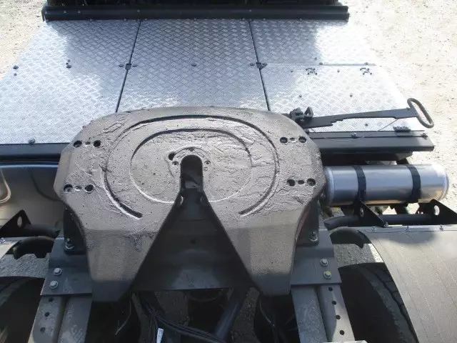 令和03年08月中古大型トラクタヘッド日産UDクオンの画像20