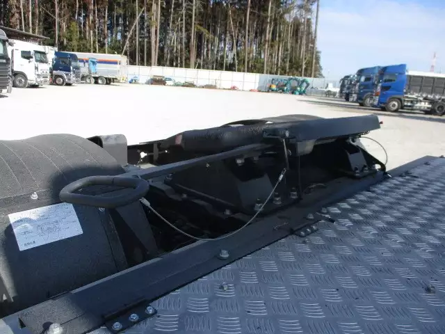 令和03年08月中古大型トラクタヘッド日産UDクオンの画像23