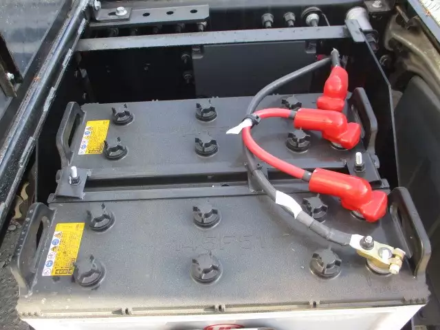 令和03年08月中古大型トラクタヘッド日産UDクオンの画像33