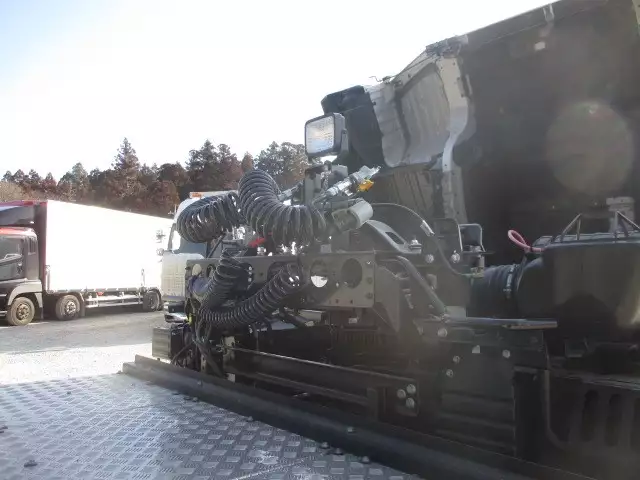令和03年08月中古大型トラクタヘッド日産UDクオンの画像34