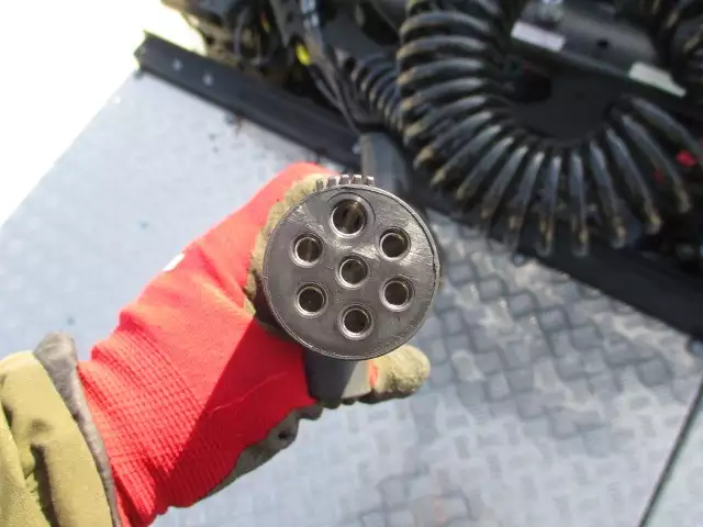 令和03年08月中古大型トラクタヘッド日産UDクオンの画像36