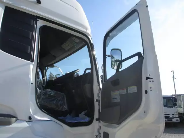 令和03年08月中古大型トラクタヘッド日産UDクオンの画像38